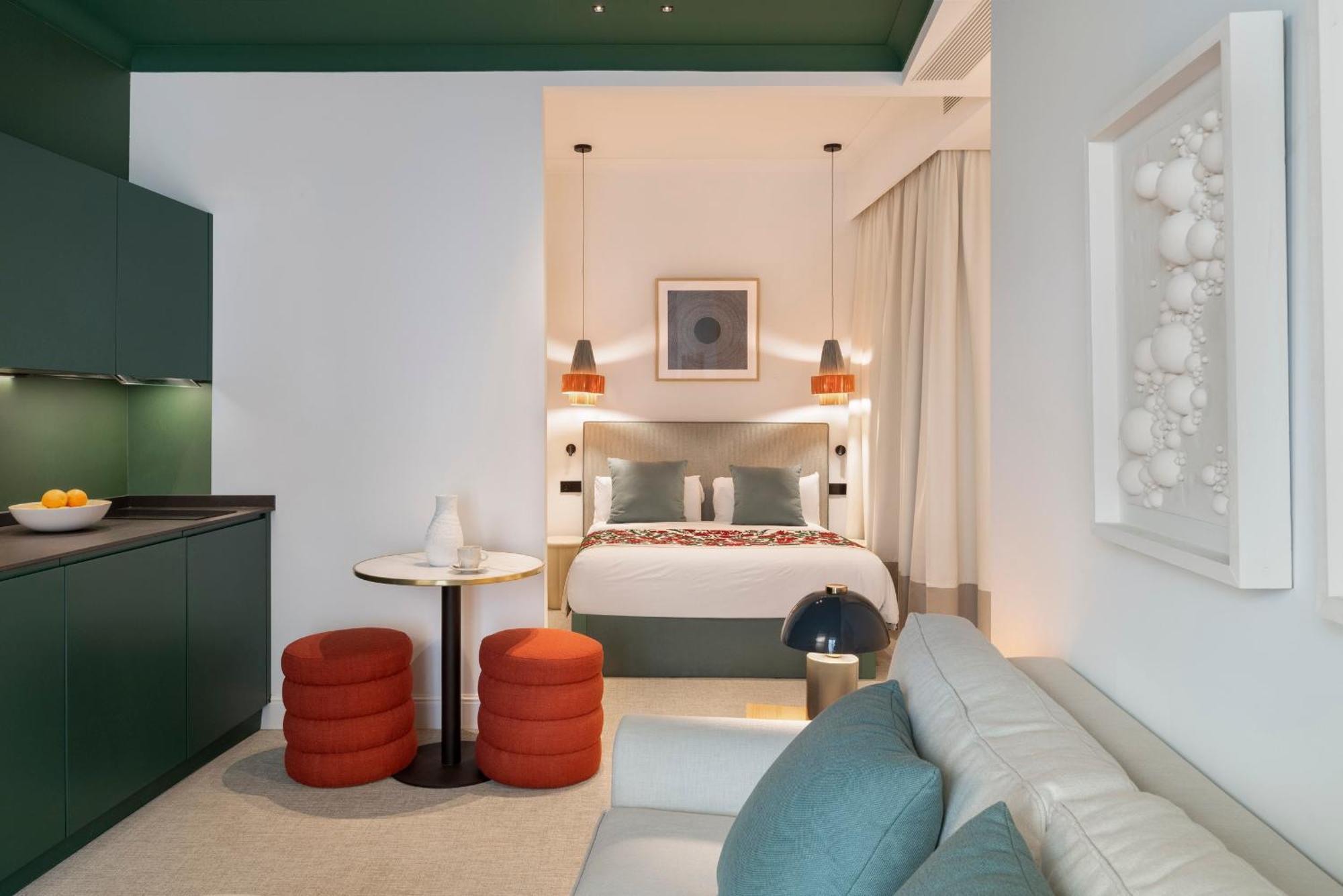 Casa Bedoya Suites & Colors By Magno Apartments, Seville